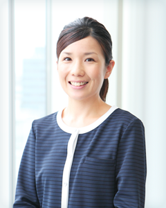 鈴木 里江子